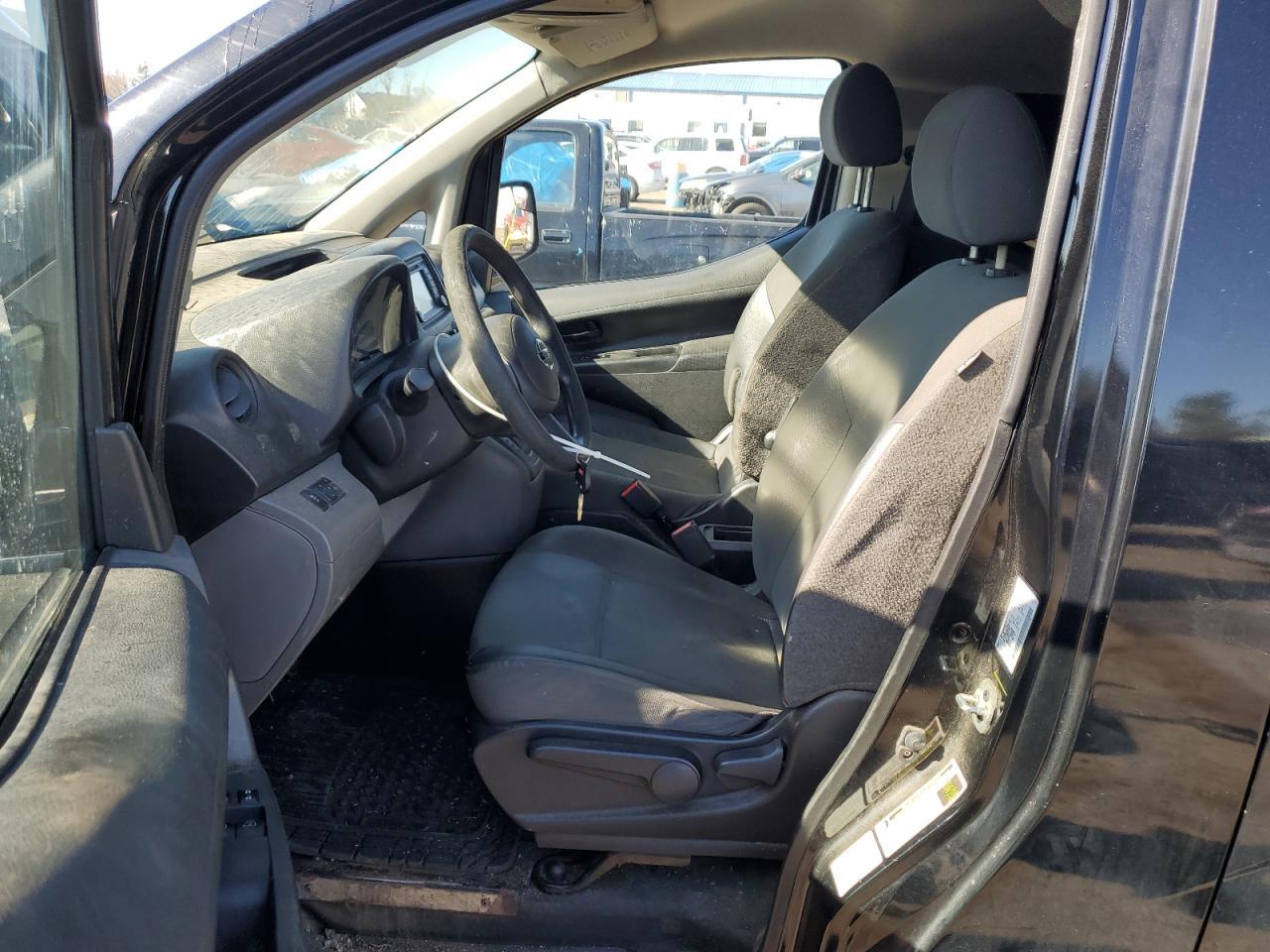 2015 NISSAN NV200 2.5S - Фото 7