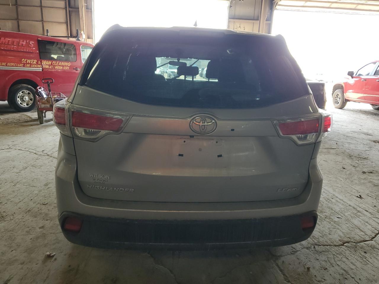 2014 TOYOTA HIGHLANDER - Image 6