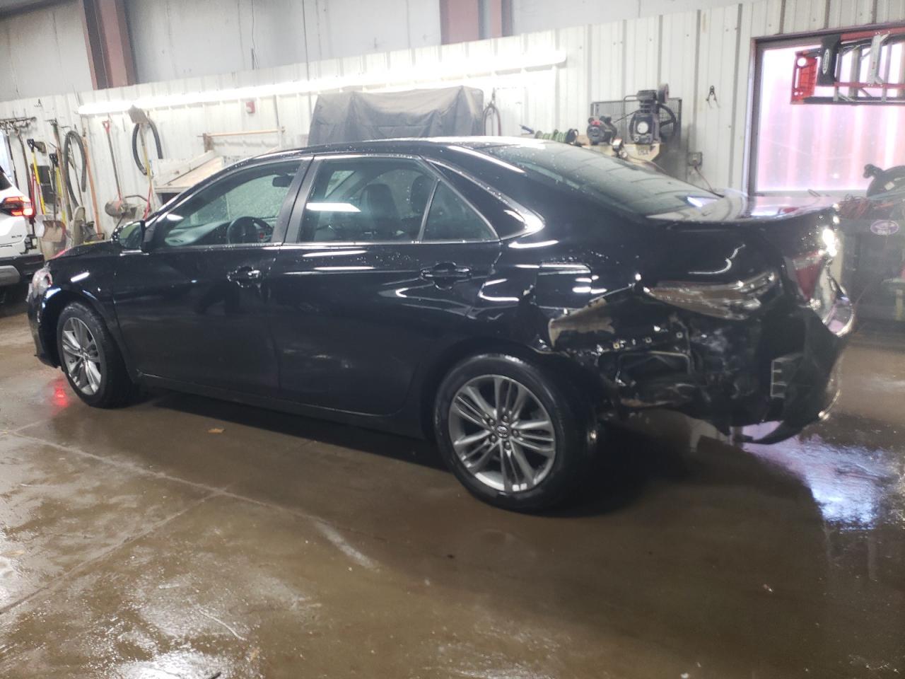 2017 TOYOTA CAMRY LE - Фото 2