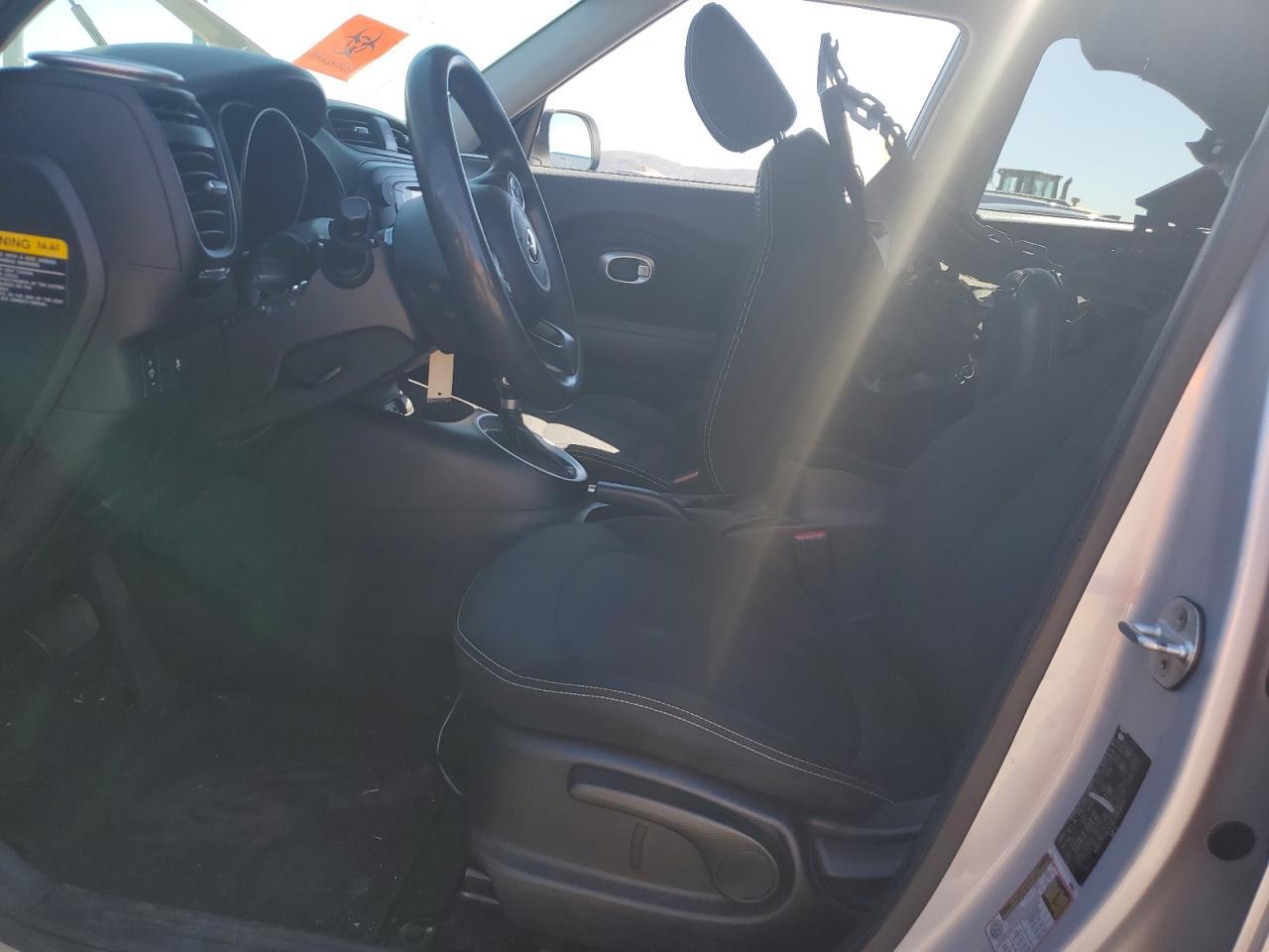 2016 KIA SOUL + - Фото 7