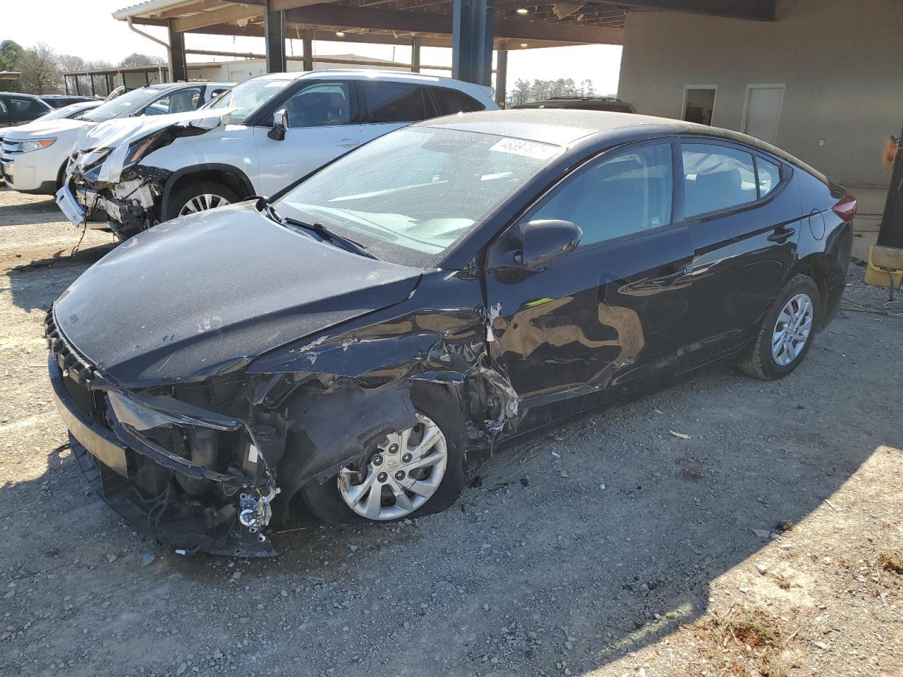 2018 HYUNDAI ELANTRA SE