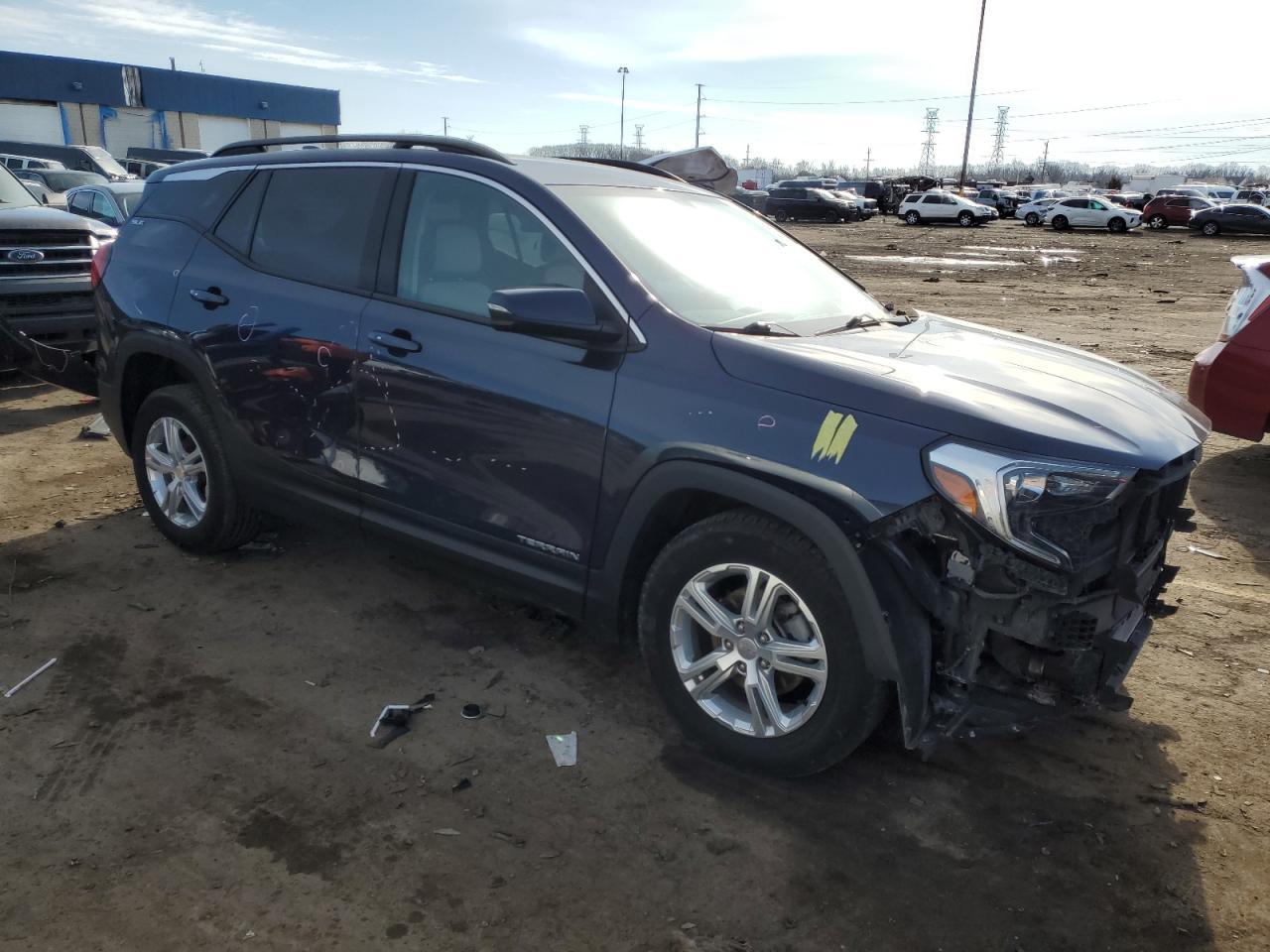 2019 GMC TERRAIN SL - Image 4