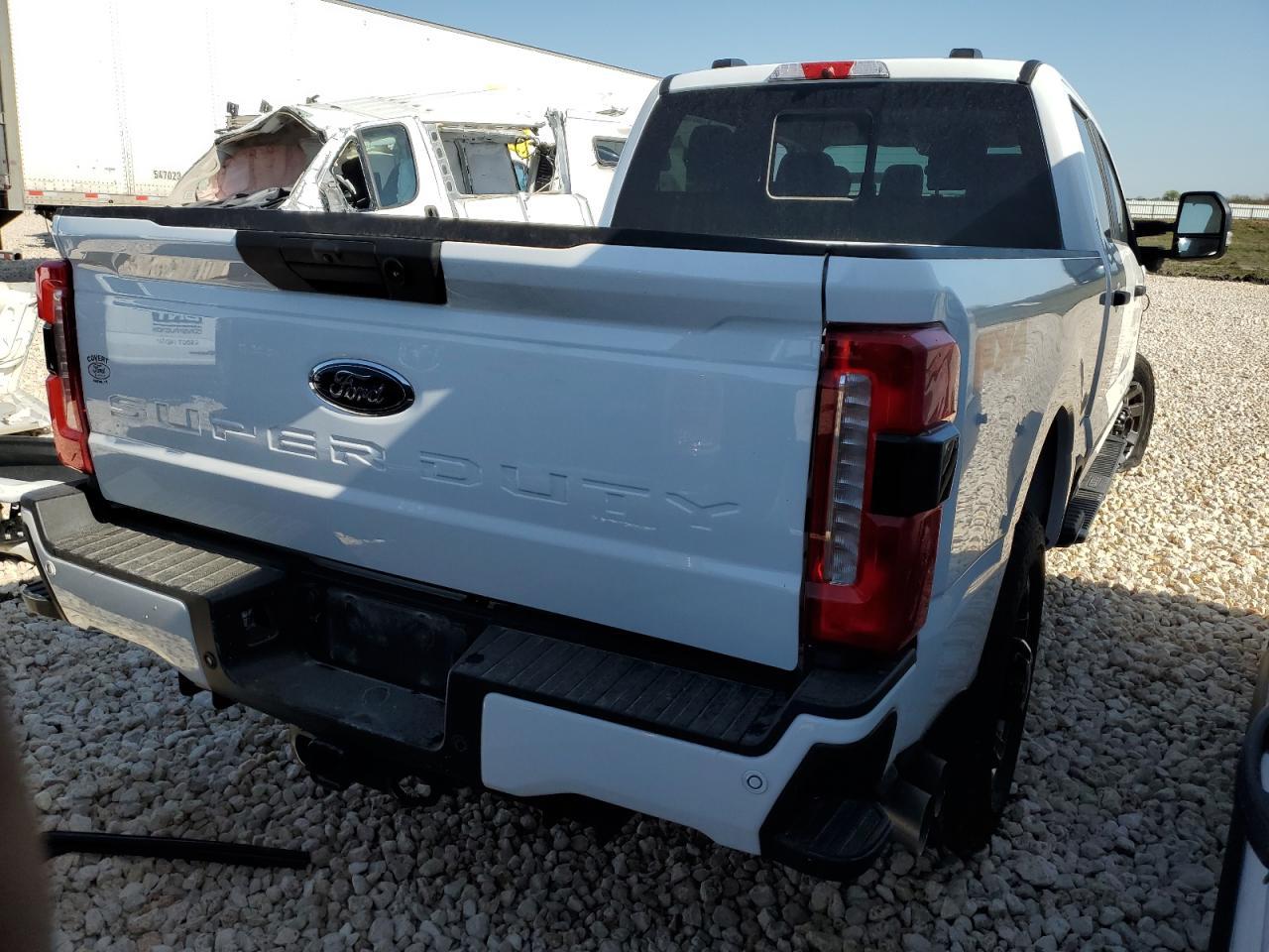 2024 FORD F250 SUPER - Image 3