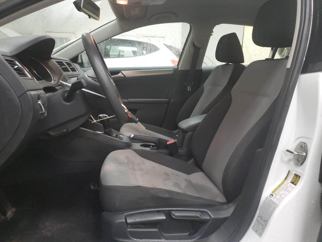 2017 VOLKSWAGEN JETTA S - Image 7