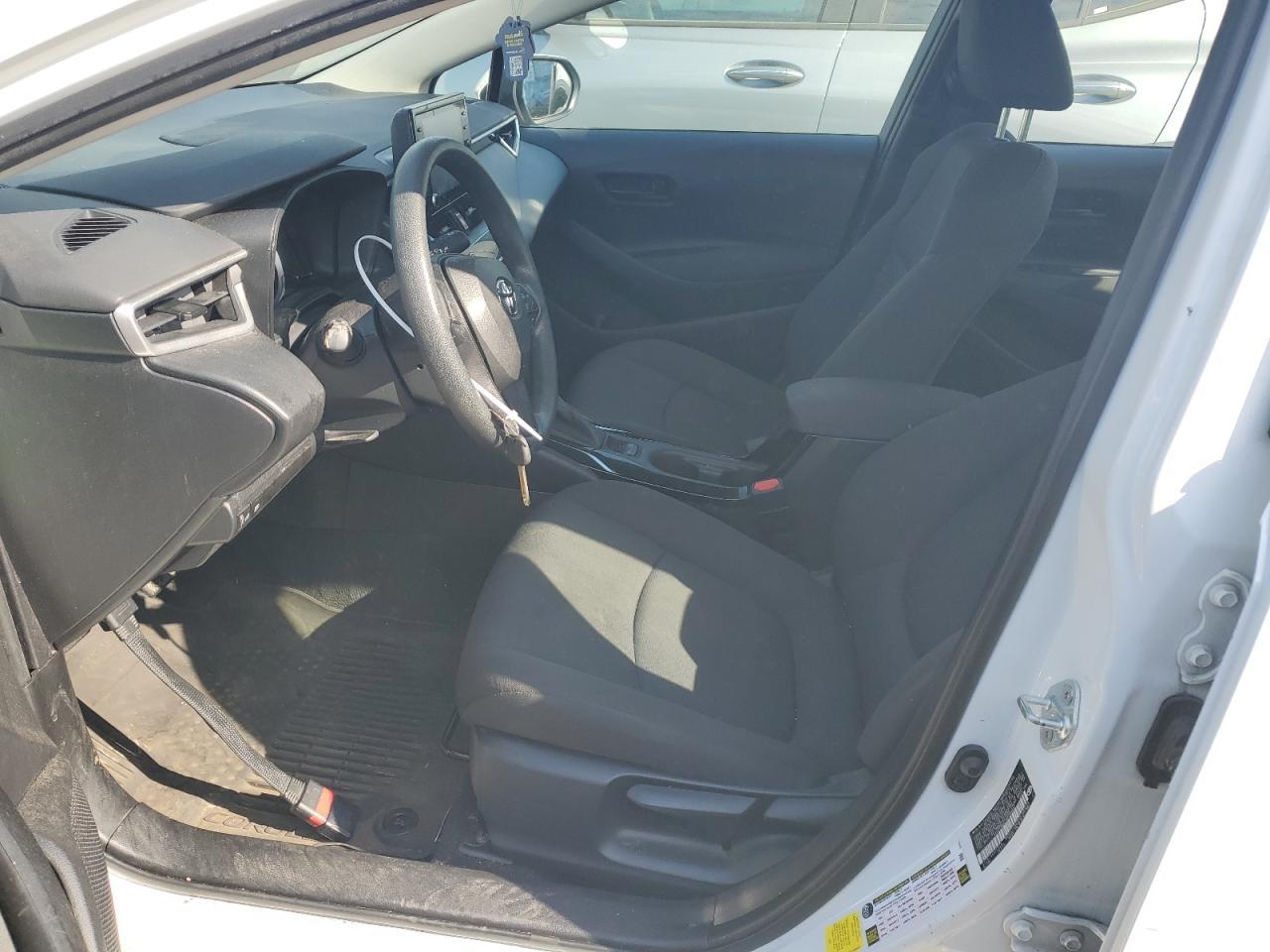 2022 TOYOTA COROLLA LE - Фото 7