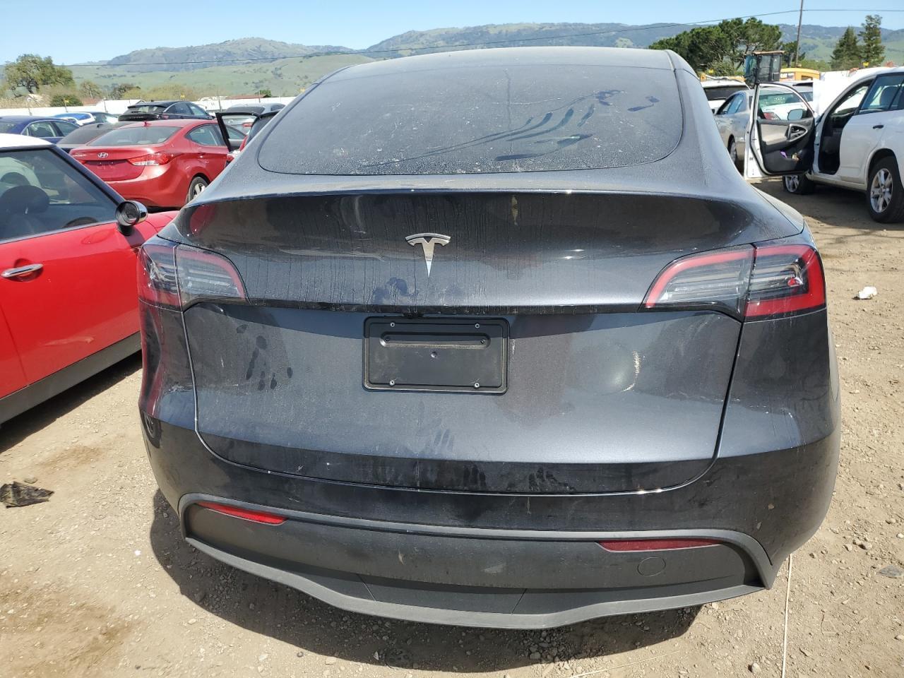 2024 TESLA MODEL Y - Image 6