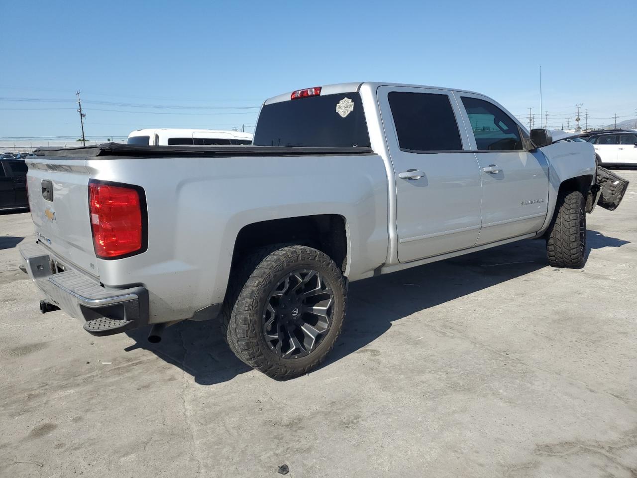 2016 CHEVROLET SILVERADO - Image 3