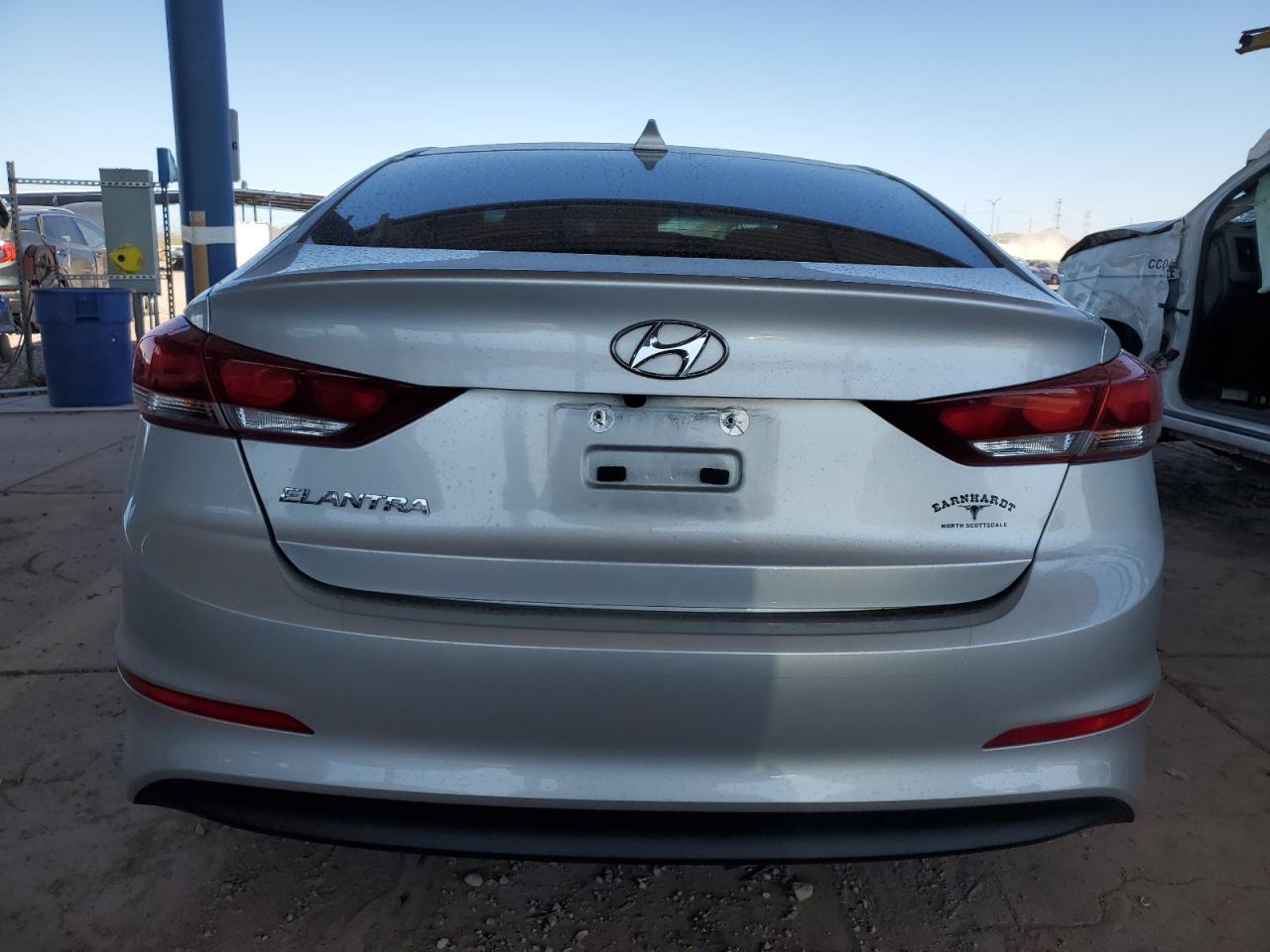 2018 HYUNDAI ELANTRA SE - Фото 6