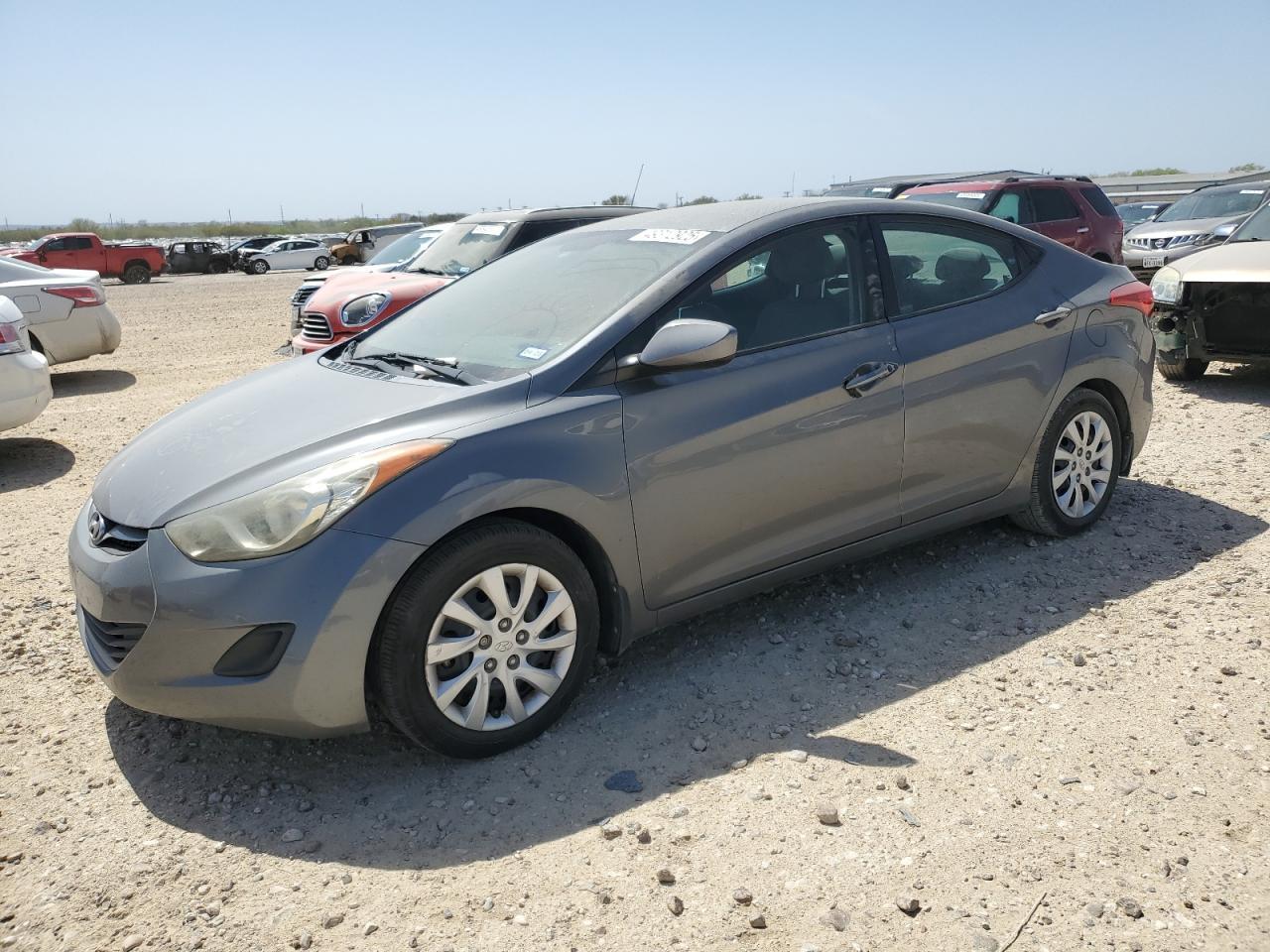 2013 HYUNDAI ELANTRA GL