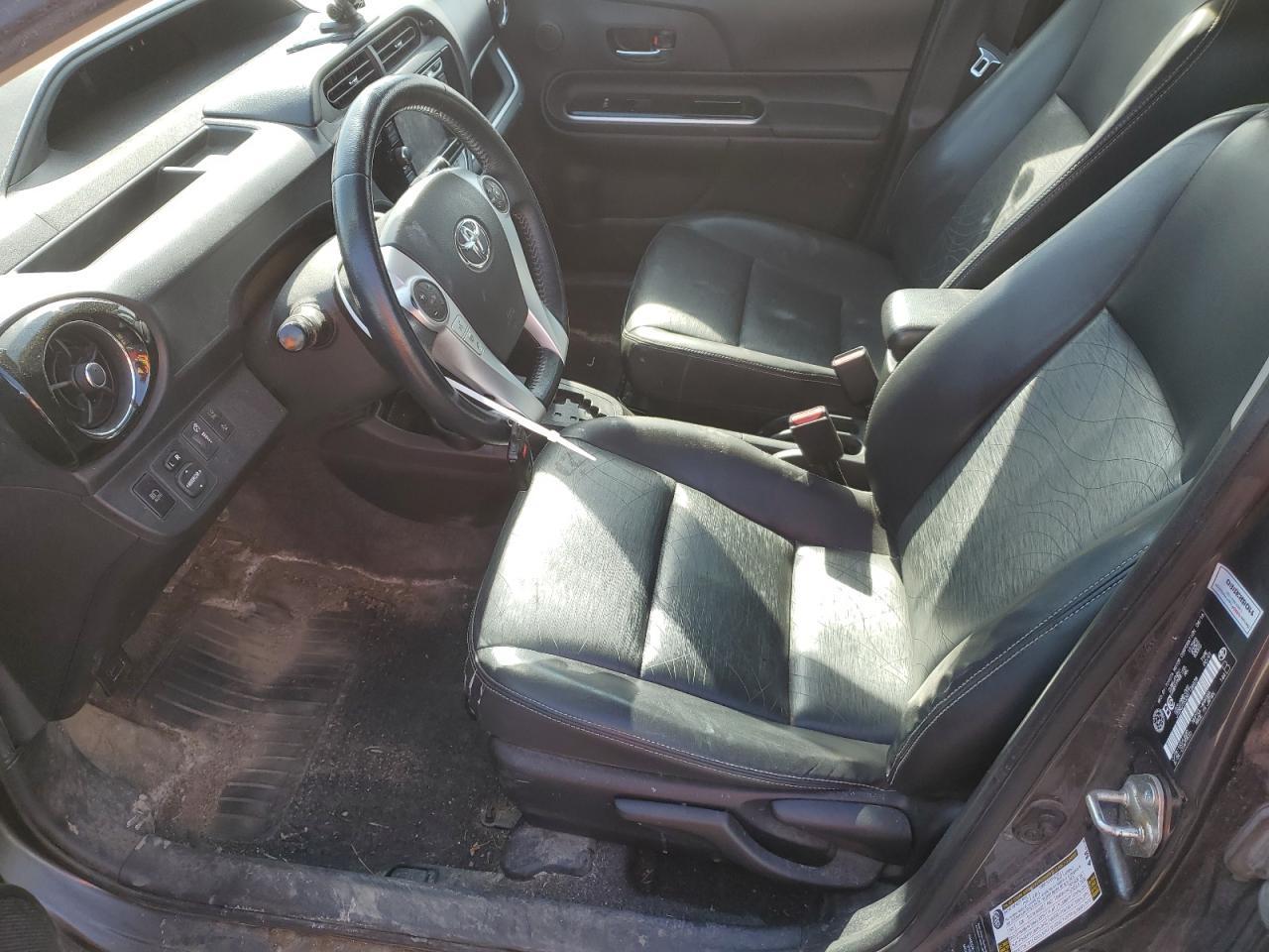 2016 TOYOTA PRIUS C - Фото 7