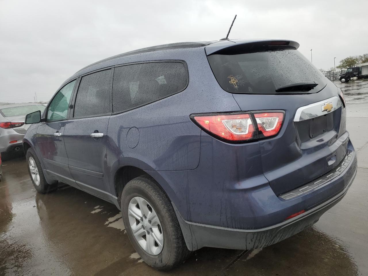 2014 CHEVROLET TRAVERSE L - Image 2