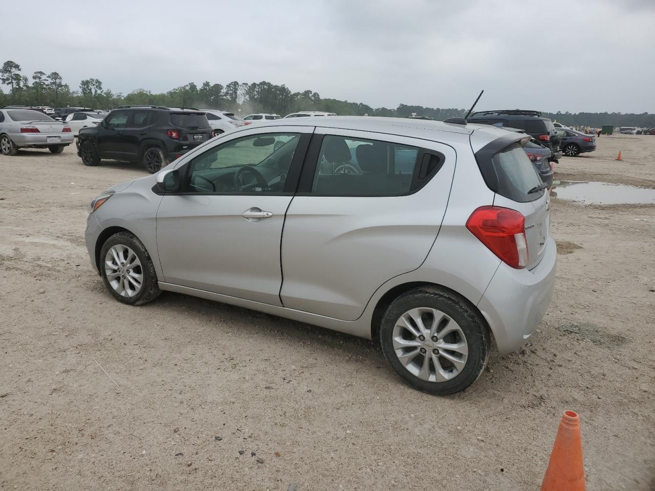 2019 CHEVROLET SPARK 1LT - Фото 2