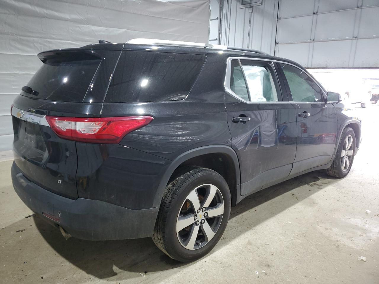 2018 CHEVROLET TRAVERSE L - Фото 3