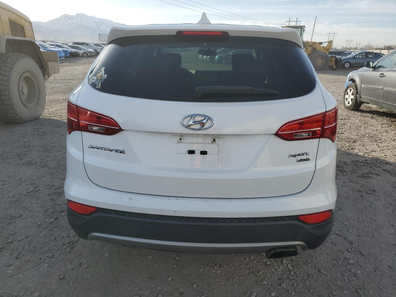 2013 HYUNDAI SANTA FE S - Image 6