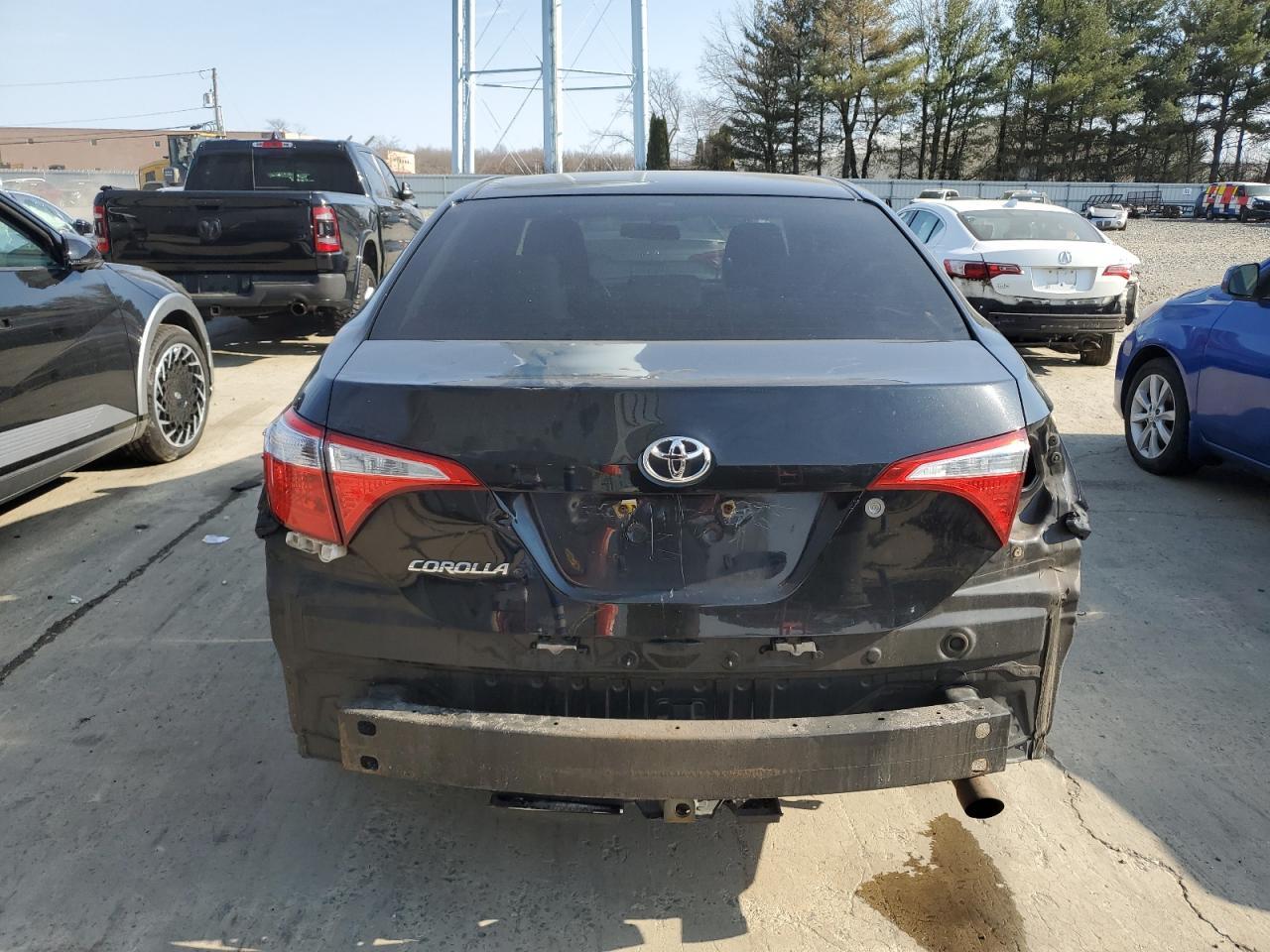 2015 TOYOTA COROLLA L - Фото 6