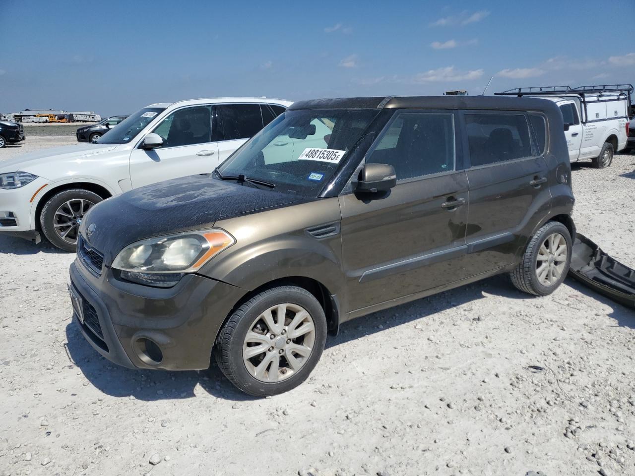2013 KIA SOUL +