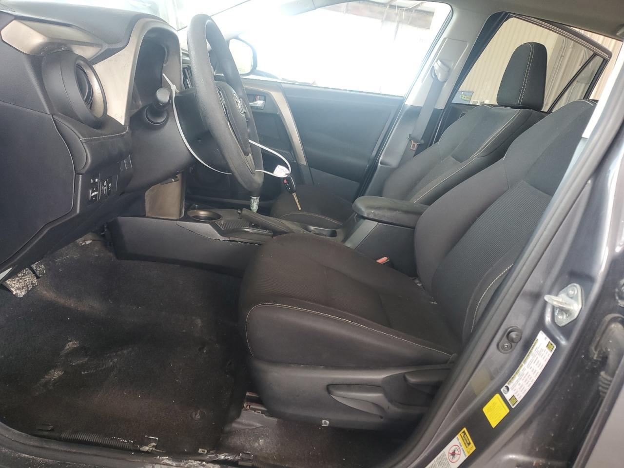 2015 TOYOTA RAV4 XLE - Image 7