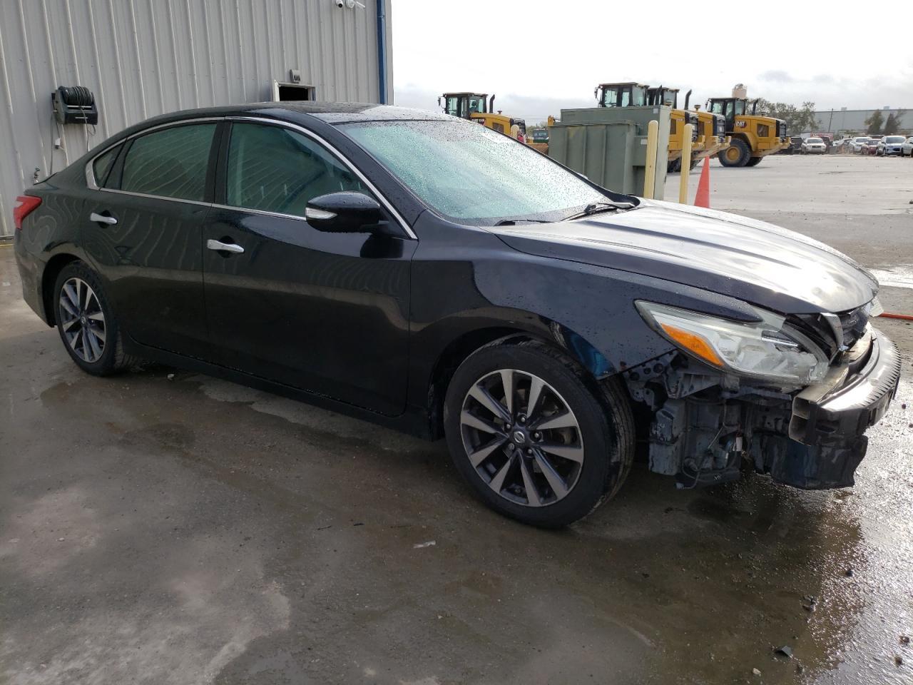 2017 NISSAN ALTIMA 2.5 - Image 4