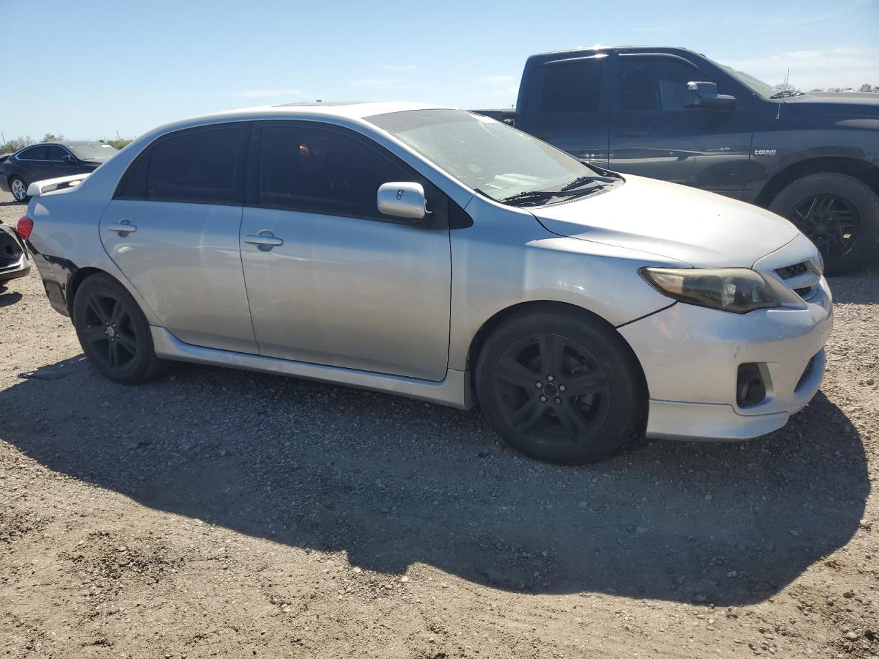2013 TOYOTA COROLLA BA - Фото 4