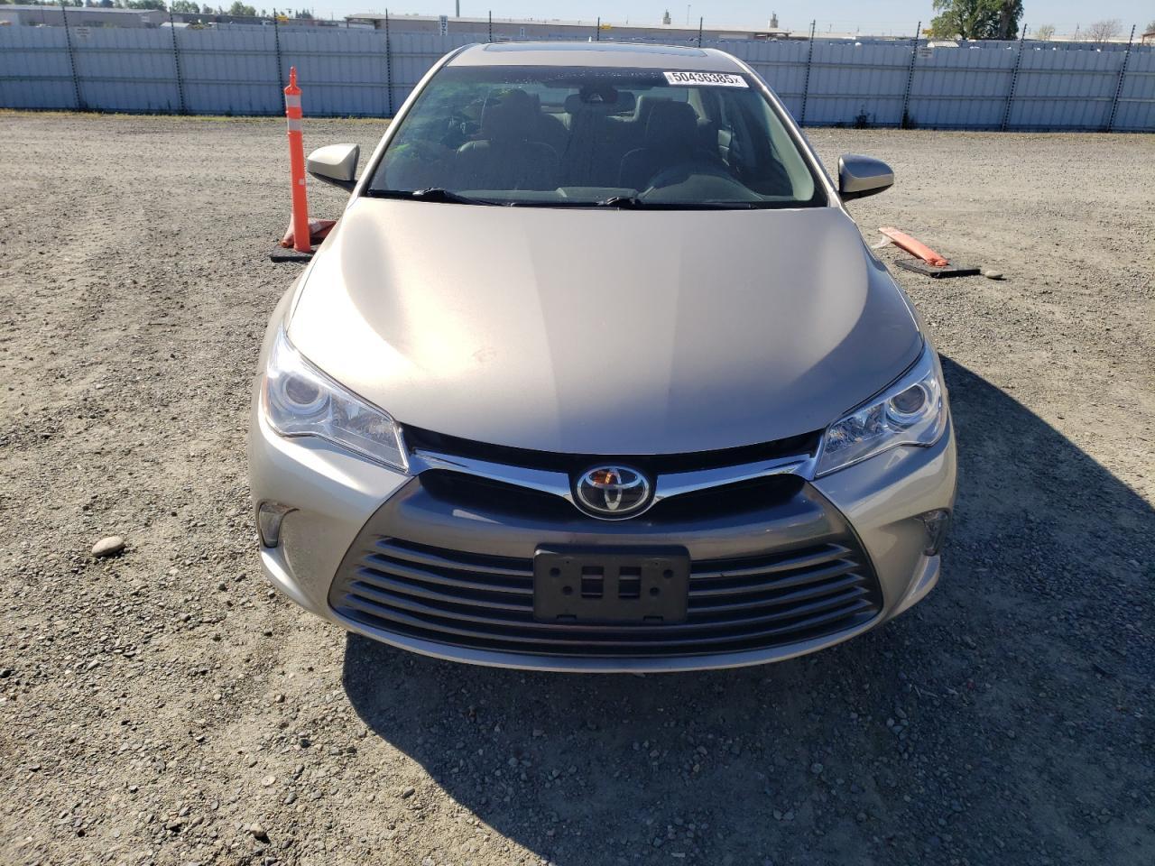 2017 TOYOTA CAMRY LE - Фото 5