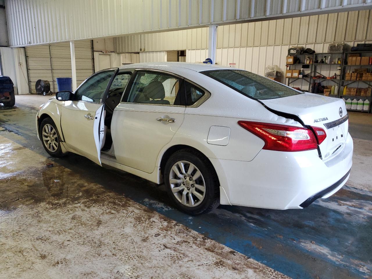 2017 NISSAN ALTIMA 2.5 - Фото 2
