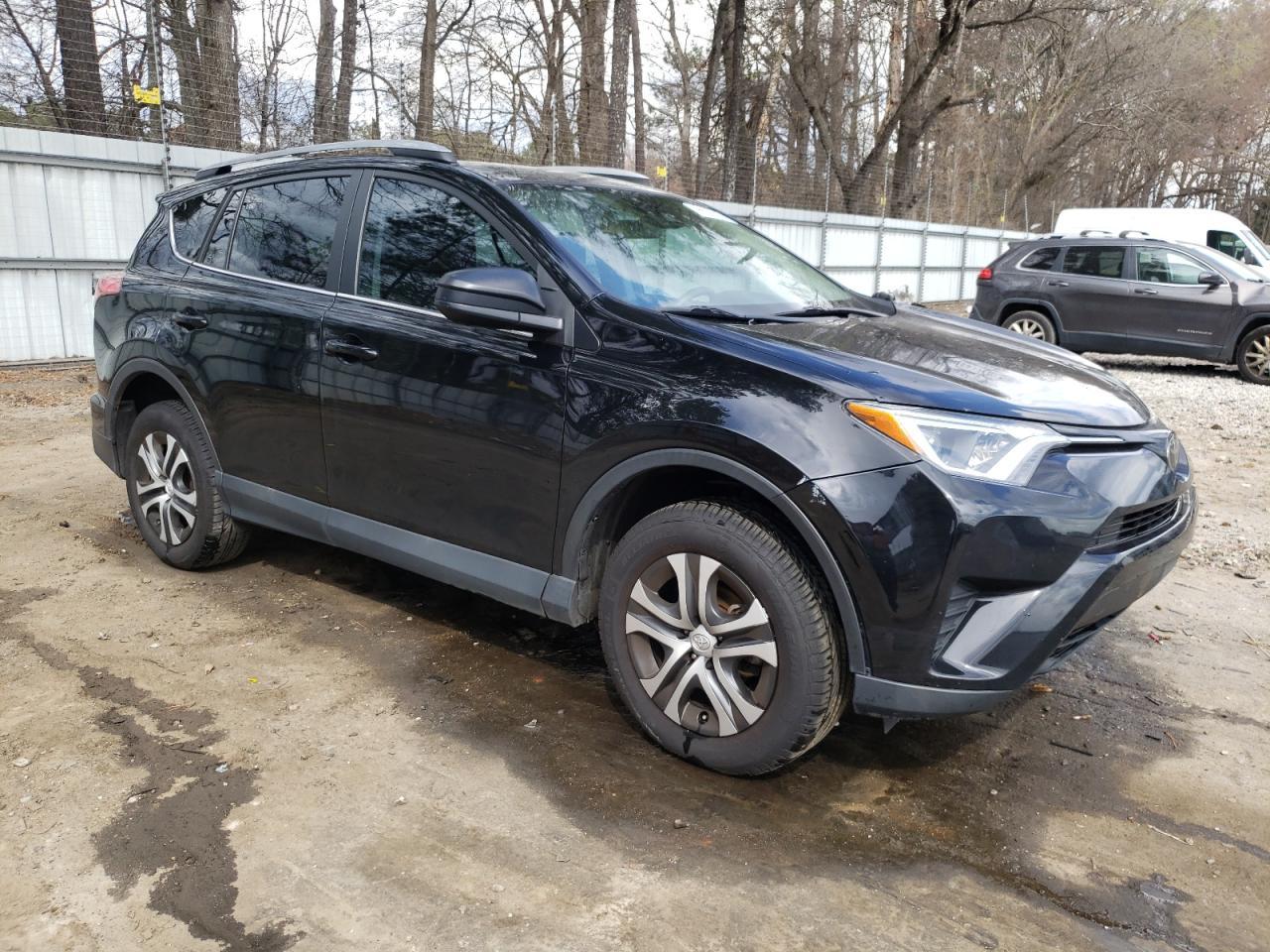 2018 TOYOTA RAV4 LE - Image 4
