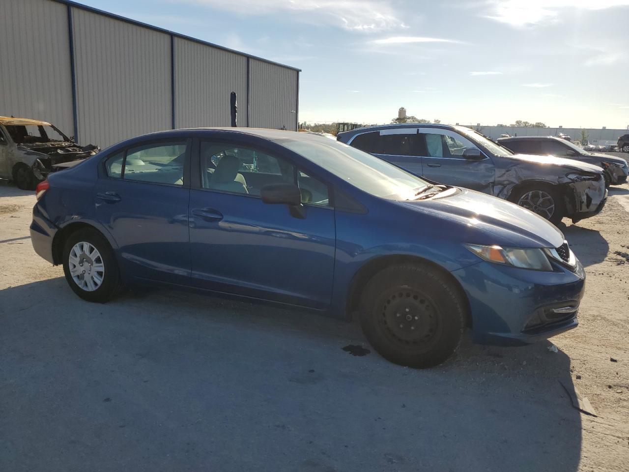 2015 HONDA CIVIC LX - Image 4