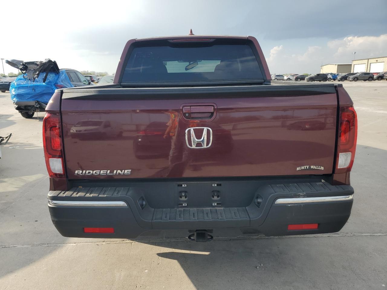 2017 HONDA RIDGELINE - Фото 6