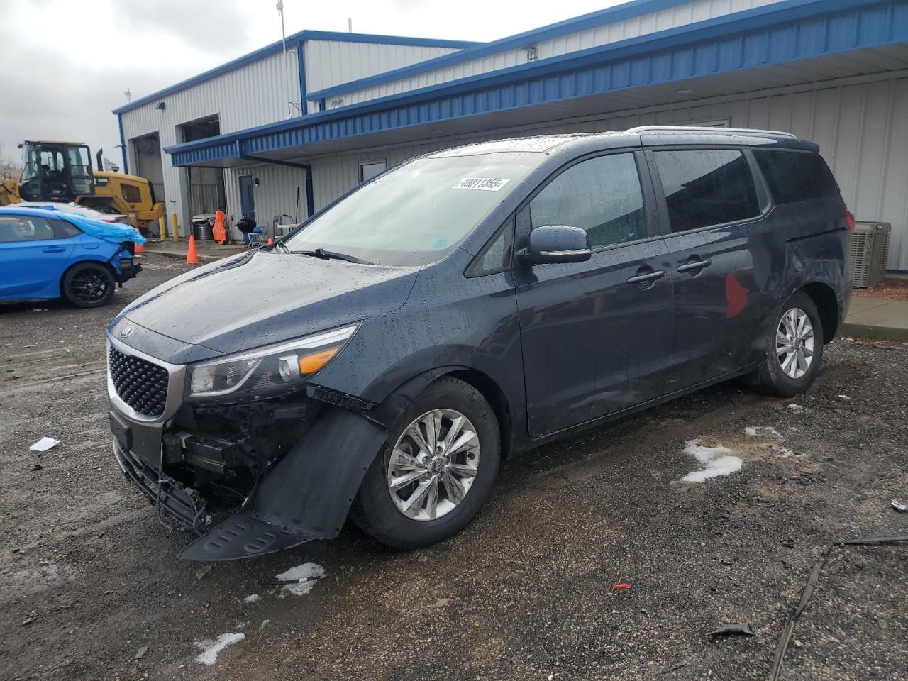 2016 KIA SEDONA LX