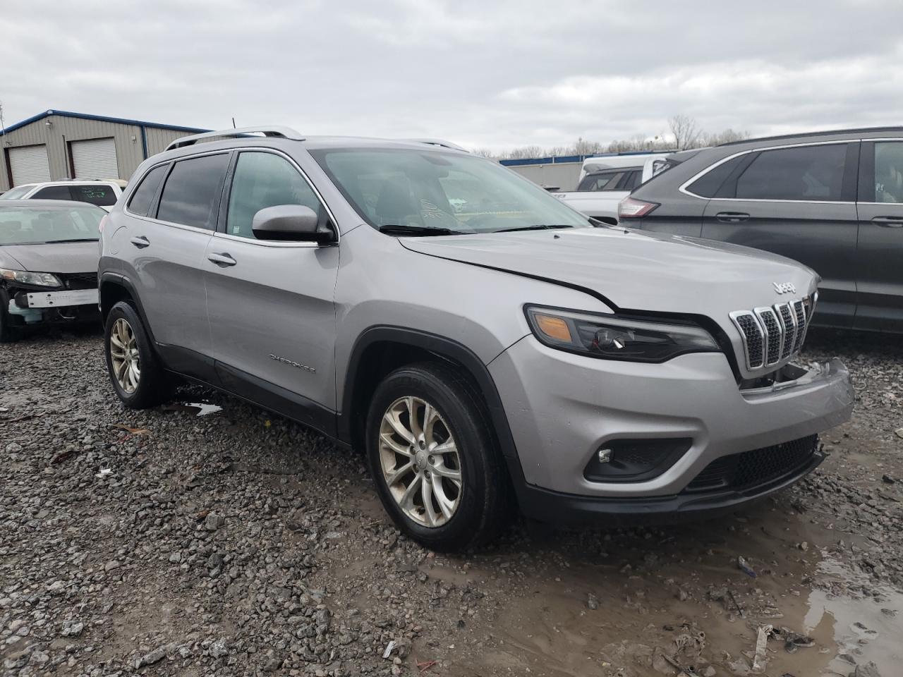 2019 JEEP CHEROKEE L - Image 4