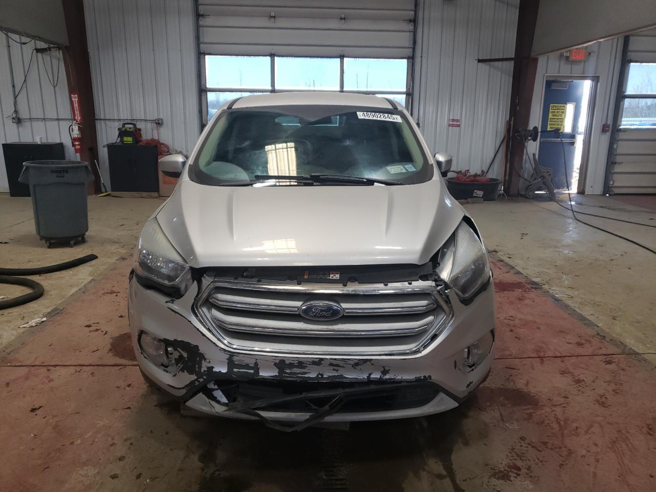 2017 FORD ESCAPE SE - Фото 5