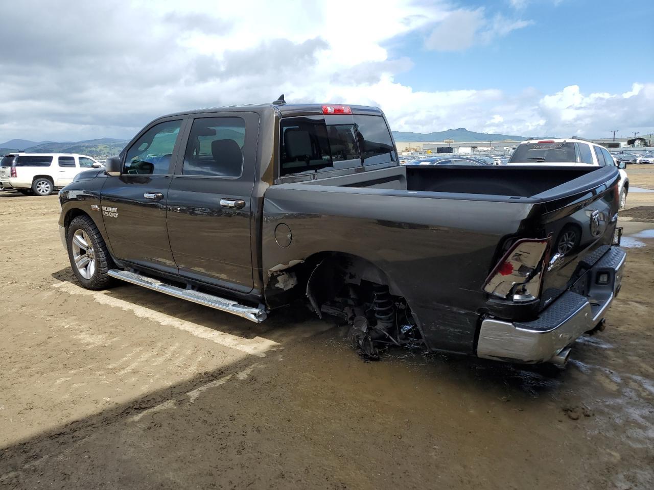 2014 RAM 1500 SLT - Фото 2