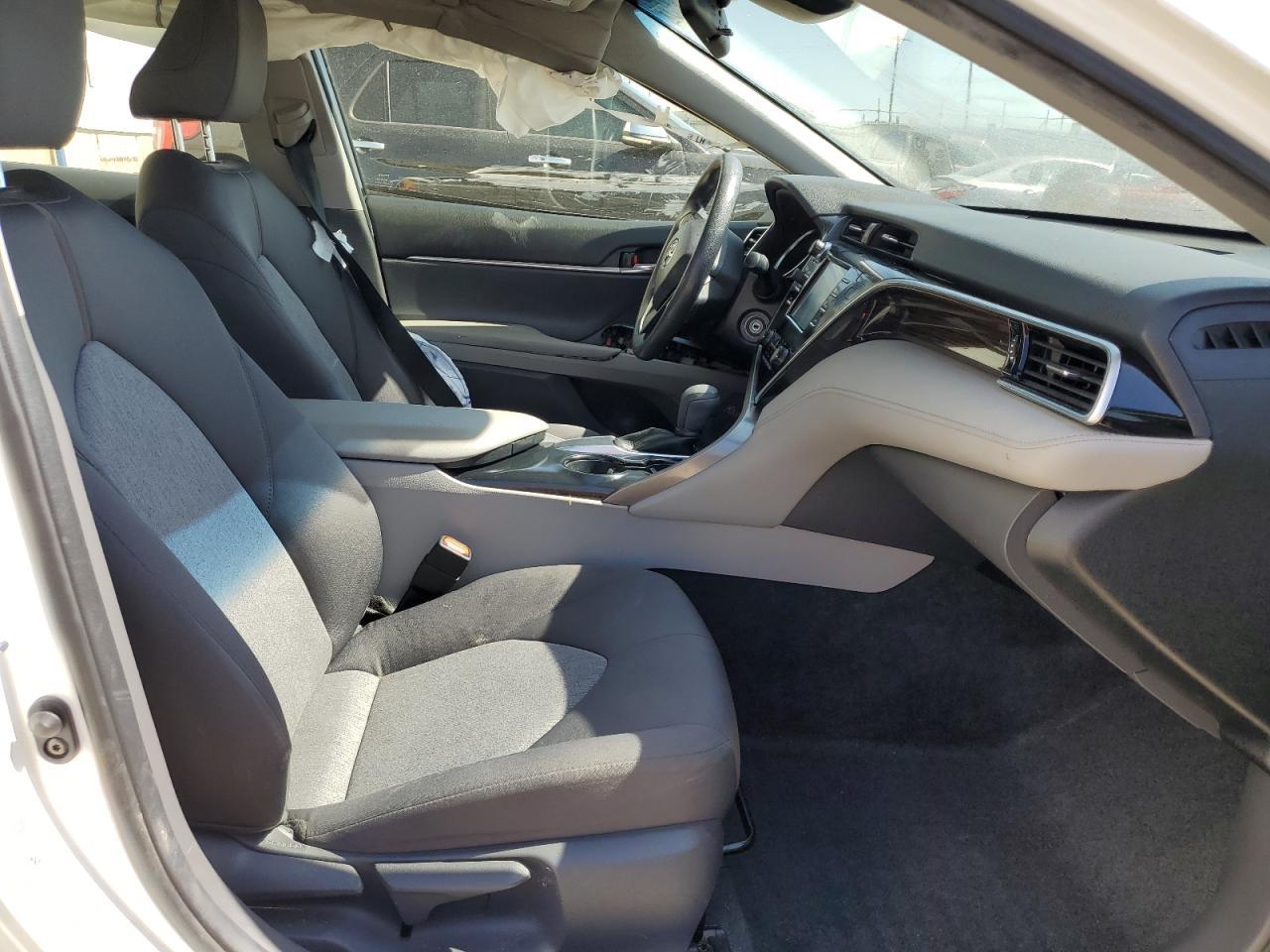 2018 TOYOTA CAMRY L - Image 7