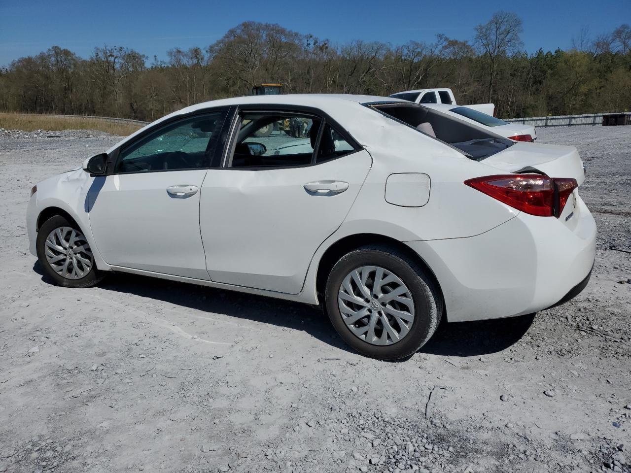 2019 TOYOTA COROLLA L - Image 2