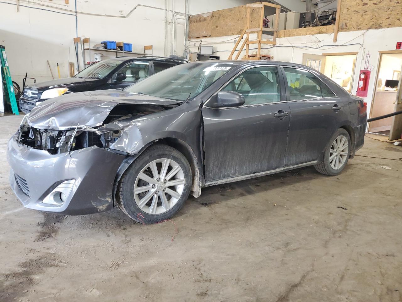 2014 TOYOTA CAMRY L