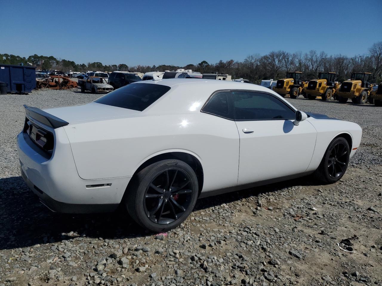 2016 DODGE CHALLENGER - Фото 3