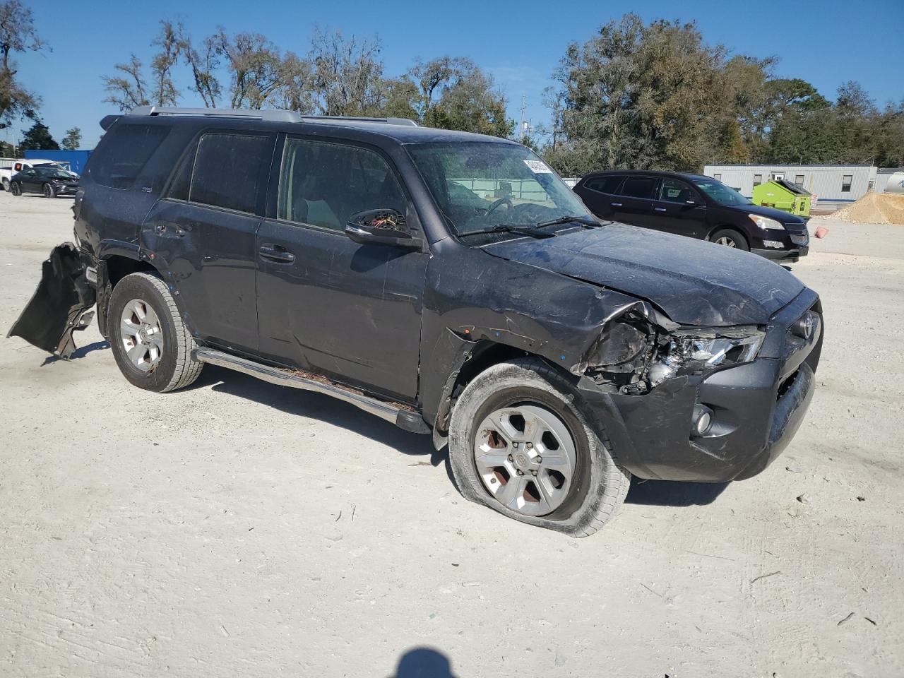 2018 TOYOTA 4RUNNER SR - Image 4