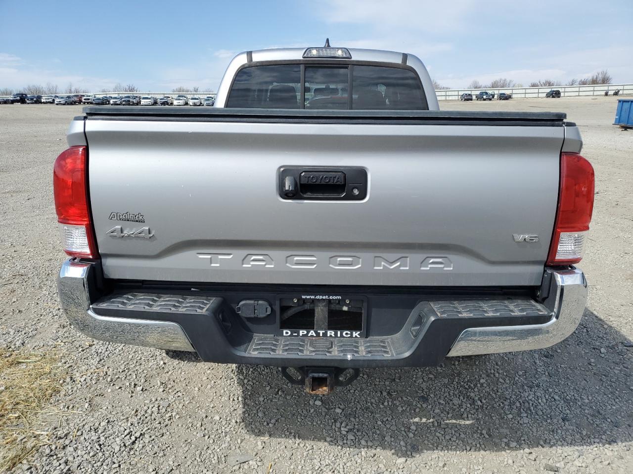 2016 TOYOTA TACOMA DOU - Фото 6