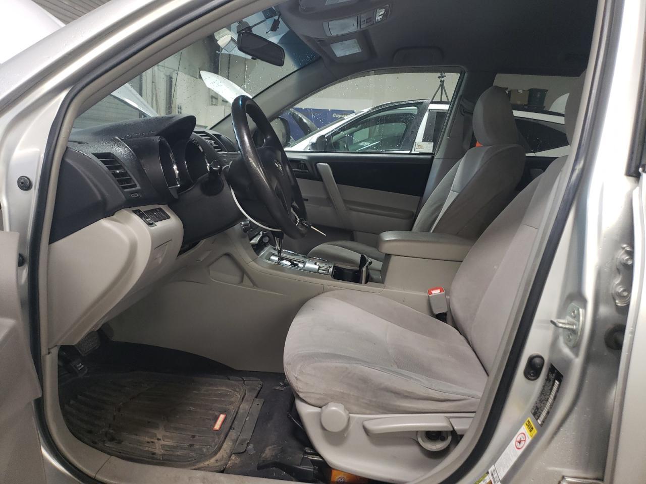 2011 TOYOTA HIGHLANDER - Image 7