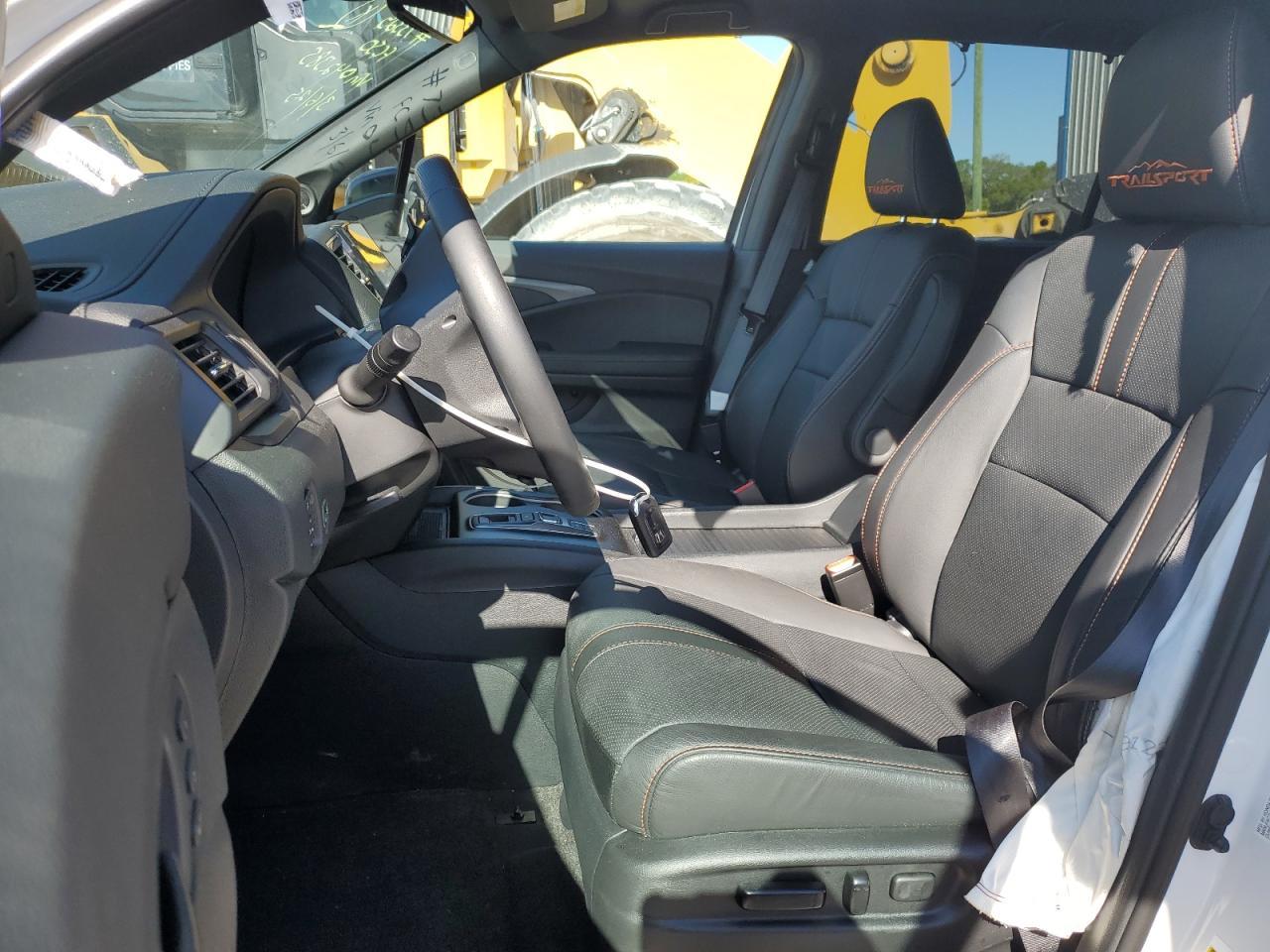 2023 HONDA PASSPORT T - Фото 7