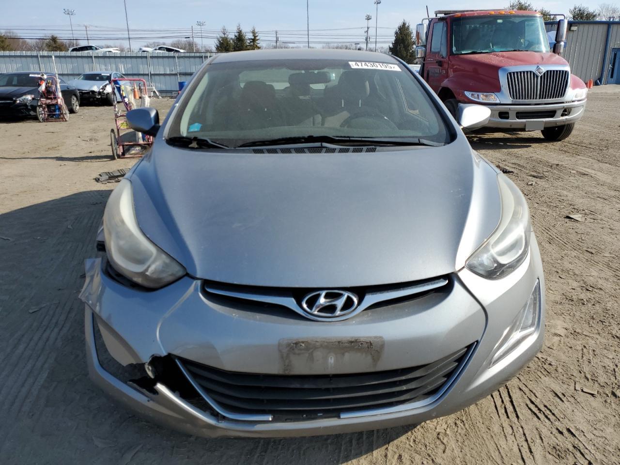 2014 HYUNDAI ELANTRA SE - Фото 5