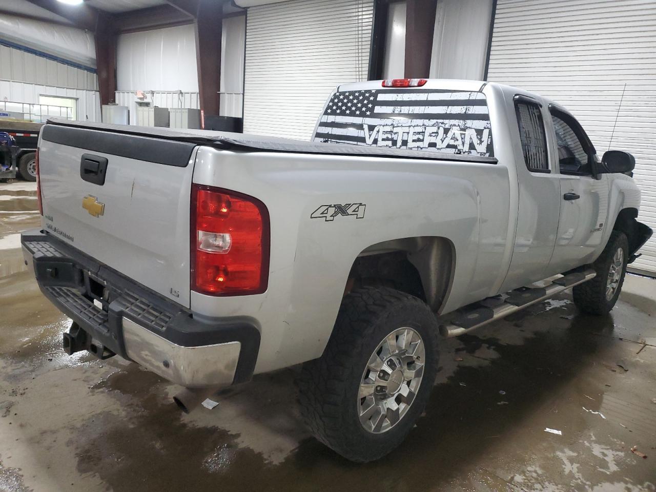 2012 CHEVROLET SILVERADO - Image 3