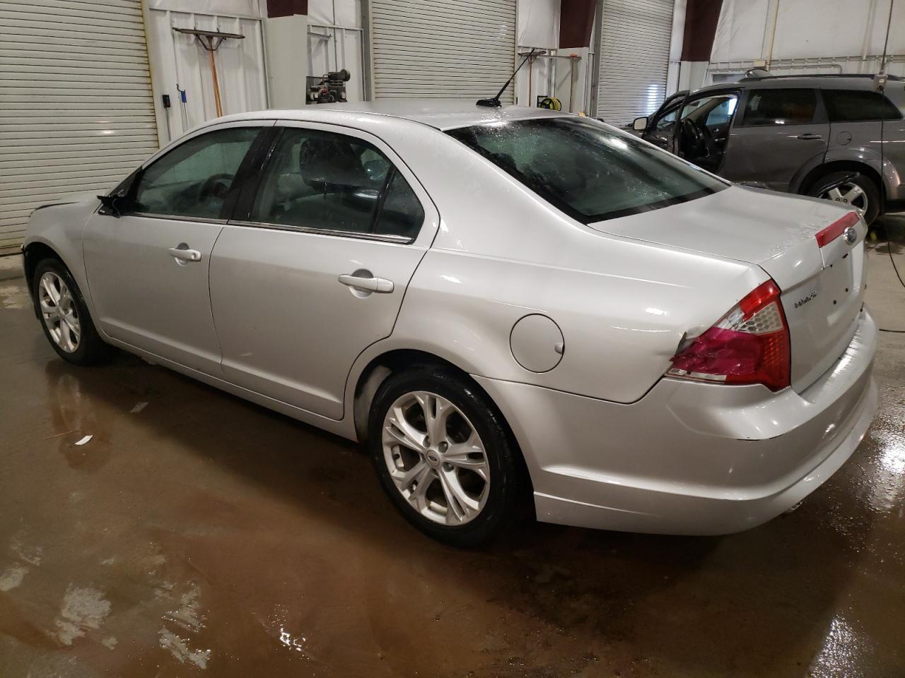2012 FORD FUSION SE - Image 2
