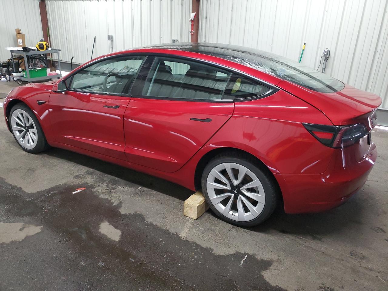 2023 TESLA MODEL 3 - Image 2