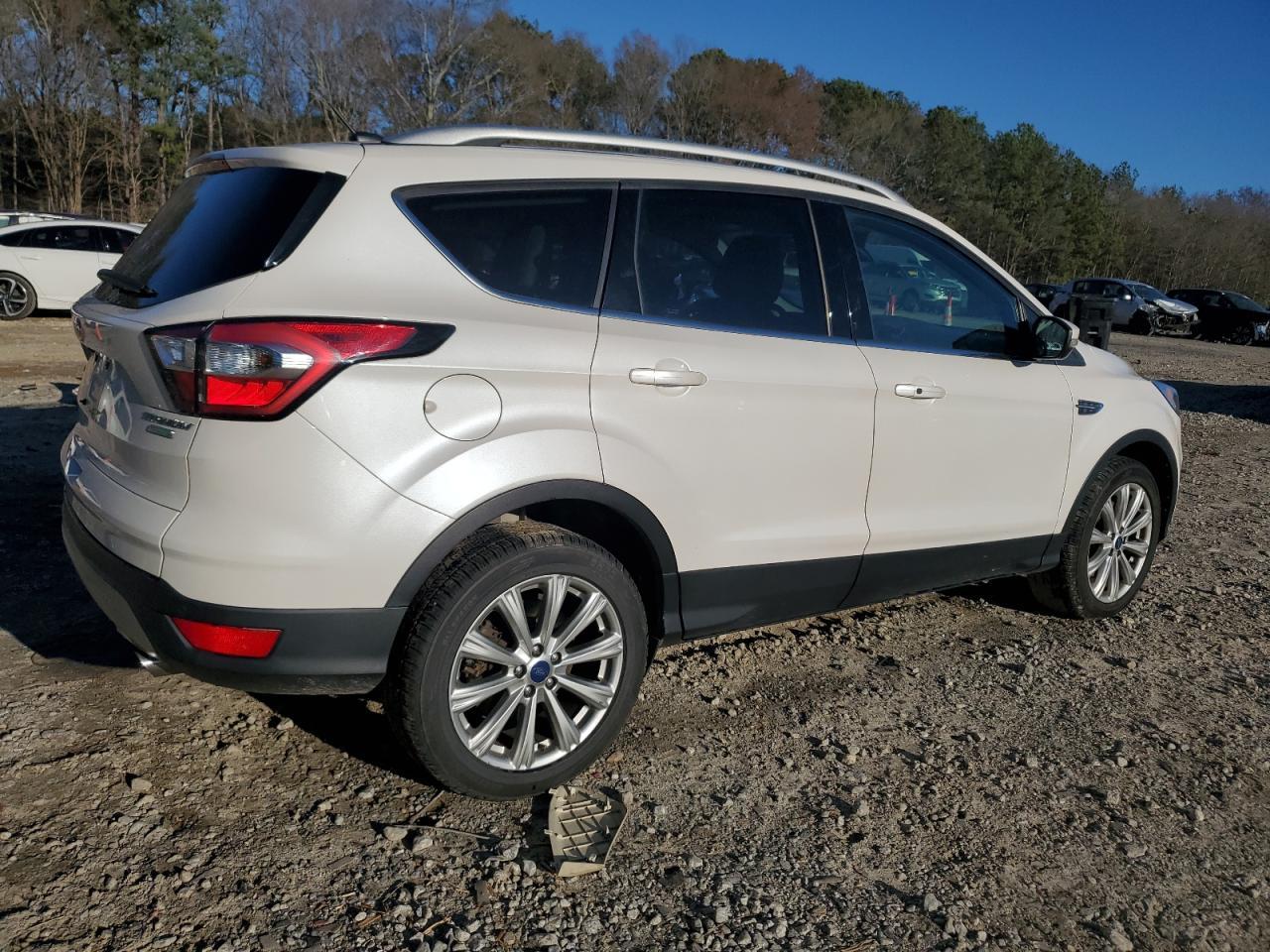 2017 FORD ESCAPE TIT - Image 3