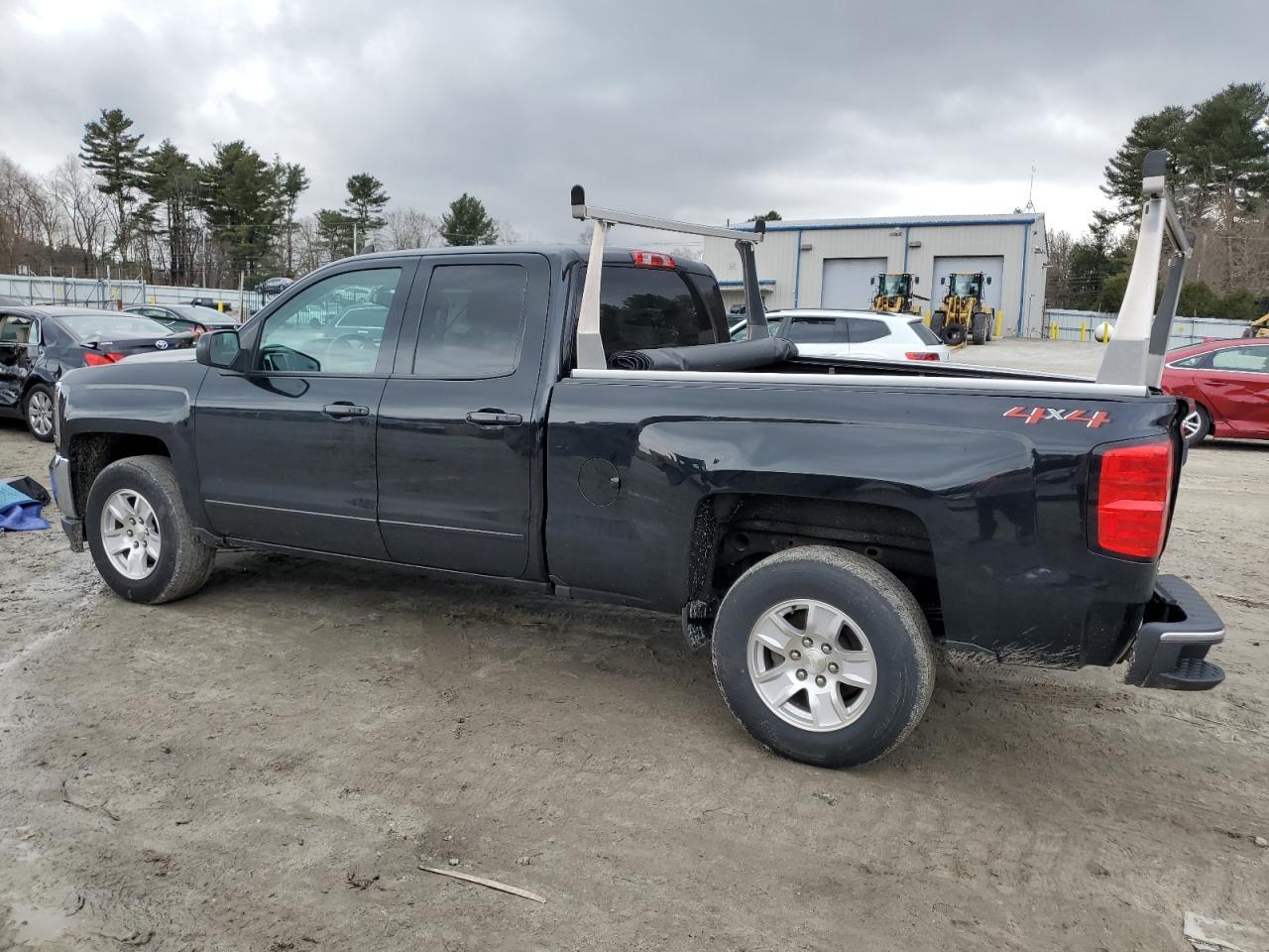 2018 CHEVROLET SILVERADO - Image 2