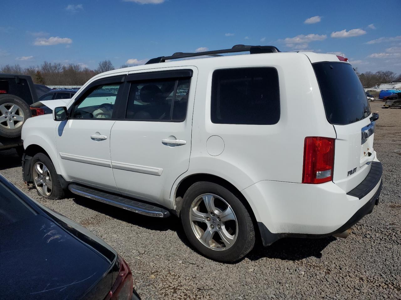 2012 HONDA PILOT EXLN - Image 2