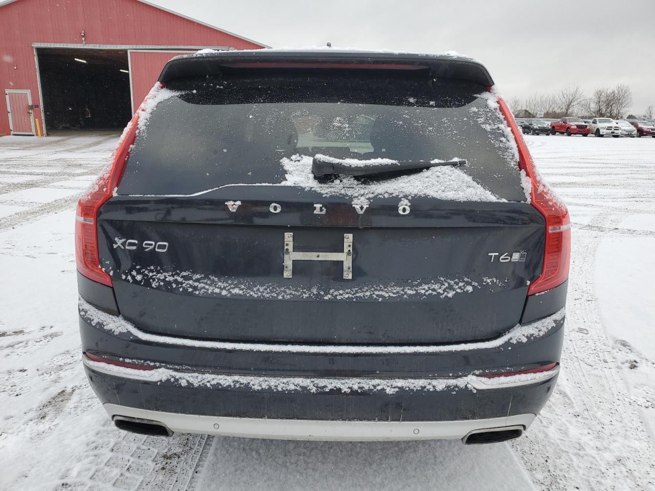 2016 VOLVO XC90 T6 - Фото 6