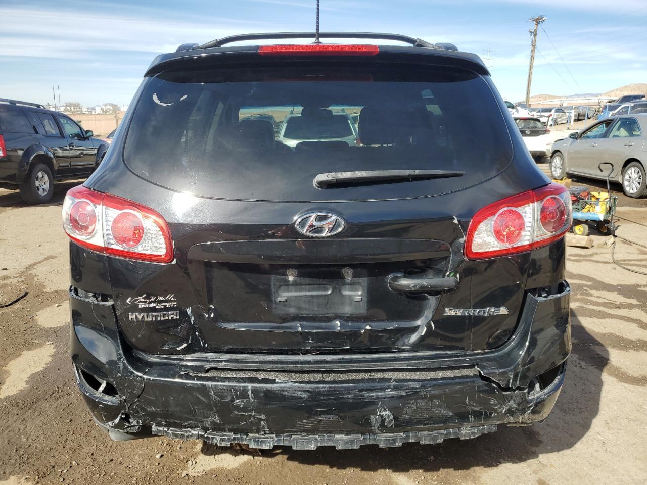 2011 HYUNDAI SANTA FE S - Image 6
