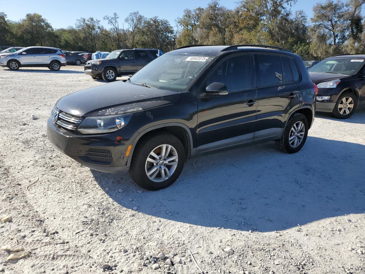 2015 VOLKSWAGEN TIGUAN S